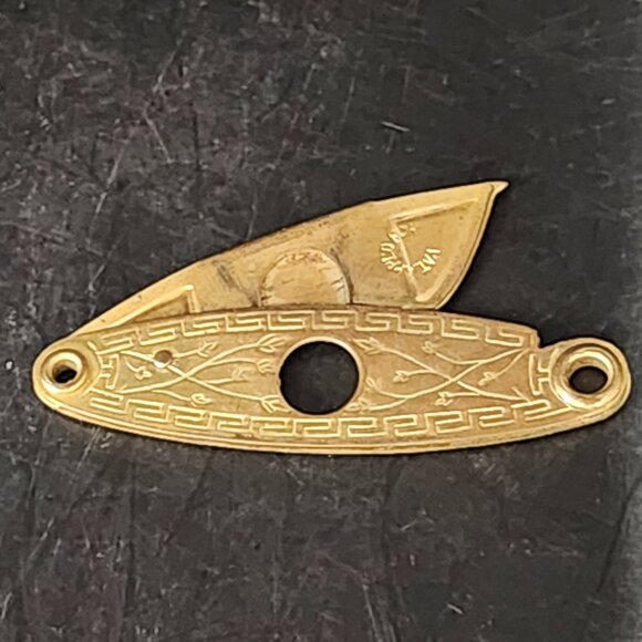New Bachelor Cigar Cigarette Cutter 19th Century Brass Fob Engraved Design 2.25" - Picture 7 of 8